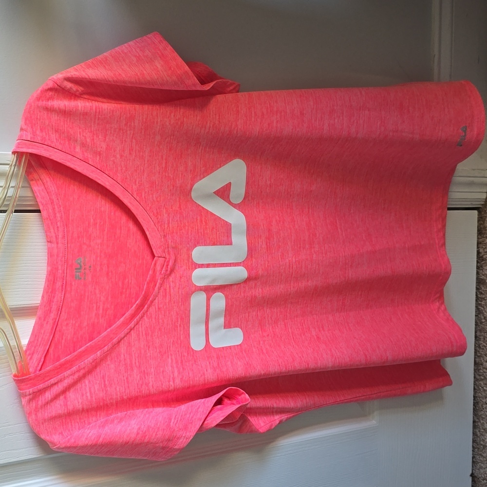 NWOT Fila dri-fit top